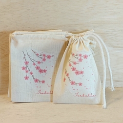 Saquinho Cordão Jardim dos Cogumelos - Bosque Encantado - Estampa Grande - Lembrancinha de Aniversário - Jardim Encantado - comprar online
