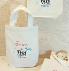 Sacolinha Minibag Aniversário 30 anos - Monograma - Personalizada - Estampa Padrão - Algodão Cru - Lembrancinha - Craft.Mimo