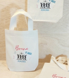 Sacolinha Minibag Flores do Campo - Personalizada - Estampa Grande - Algodão Cru - Lembrancinha - Craft.Mimo