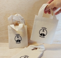 Sacolinha Minibag Bichinhos - Aniversário - Personalizada - Estampa Padrão - Algodão Cru - Lembrancinha de Aniversário - Craft.Mimo