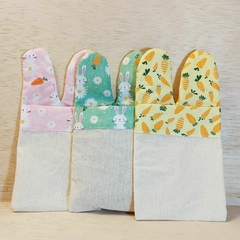 Saquinho Orelha - Estampas de Páscoa - Juta ou Algodão - Detalhe em Tecido