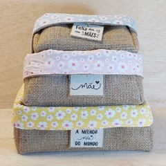Cesta Dia das Mães - Poá Vermelho - Cesta de Presentes - Tag Personalizada - Juta & Tecido - Craft.Mimo