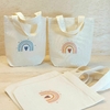 Sacolinha Minibag Arco Íris Boho - Azul - Rosa - Personalizada - Estampa Padrão - Algodão Cru - Lembrancinha de Aniversário