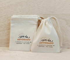 Saquinho Dia do Advogado - Cordão Embutido 10x13cm - Lembrancinha