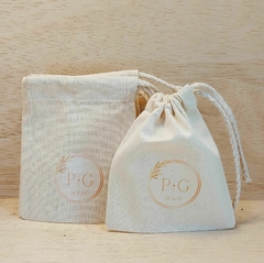 Imagem do Saquinho Cordão Casamento - Kit Ressaca - Iniciais - Ramo - Estampa Padrão Personalizada - Algodão Cru - Lembrancinha