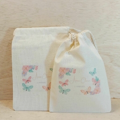 Saquinho Cordão Flores de Cerejeira - Jardim das Flores - Estampa Grande - Lembrancinha de Aniversário - Jardim Encantado - comprar online