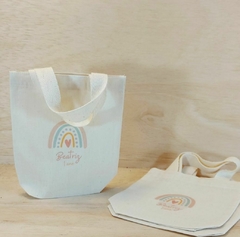 Sacolinha Minibag Arco-Íris Boho - Com Data - 1 Aninho - Personalizada - Estampa Padrão - Algodão Cru - Lembrancinha de Aniversário - loja online