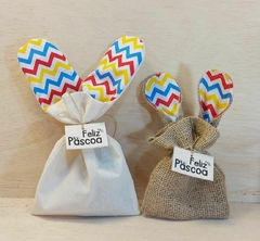 Saquinho Orelha com Tag - Orelhinhas de Coelho - Azul e Rosa - Juta ou Algodão - Detalhe em Tecido - comprar online