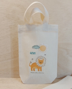 Sacolinha Minibag Leão - Safari - Primeira Volta ao Sol - Personalizada - Estampa Grande - Algodão Cru - Lembrancinha de Aniversário