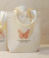 Sacolinha Minibag Borboleta - Felicidade - Personalizada - Estampa Grande - Algodão Cru - Lembrancinha de Aniversário