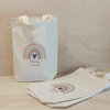 Sacolinha Minibag Arco-Íris Boho - Candy Color - Destaque Azul - Personalizada - Estampa Padrão - Algodão Cru - Lembrancinha de Aniversário