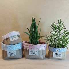 Cachepô Floral Bege - Juta e Tecido - Cestinho - Dia das Mães - Lembrancinha - loja online