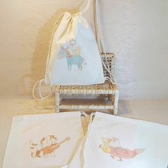 Saco Mochila Guaxinim Flauta - Lembrancinha de Aniversário Orquestra dos Bichos - Personalizada - Craft.Mimo