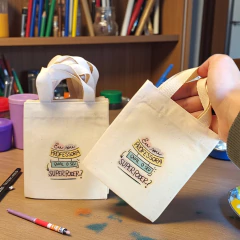 Sacolinha Minibag Feliz Dia dos Professores - Personalizada - Estampa Padrão - Algodão Cru - Lembrancinha Dia dos Professores - Craft.Mimo