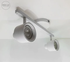 Aplique 2l Negro/Blanco Moderno Cabezal Aluminio Apto Baño - tienda online