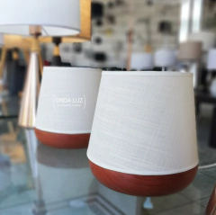 Lámpara de Mesa o Velador Nórdico Grande Madera Calden Lustrada