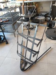 Asador cruz mediano estaca en internet