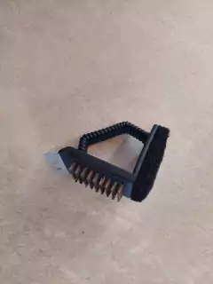 Cepillo para limpiar la parrilla multiuso - tienda online