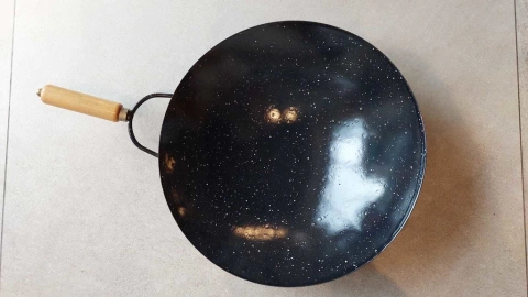 wok enlozado cóncavo 36 cm