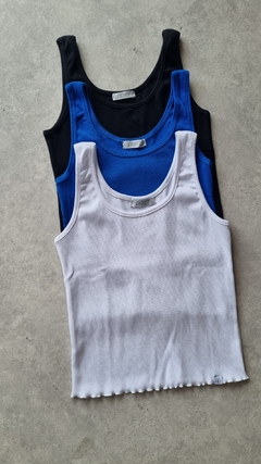 TOP MUSCULOSA