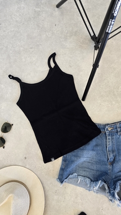 MUSCULOSA-negra-