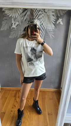 Remera taylor - tienda online