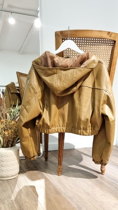 Imagen de CAMPERA ARYA -camel-