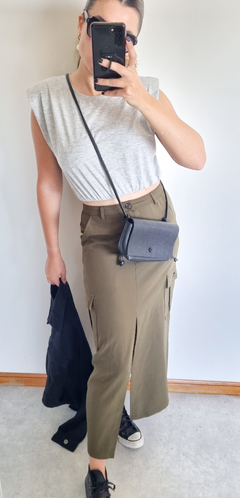 MUSCULOSA C/HOMBRERAS-gris-