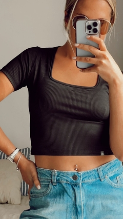 TOP REMERA MORLEY-negra- - comprar online