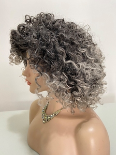 Peruca Cacheada Mechas Platinadas Cinzas Média Black Power - Perucas & Laces LIONSWIG