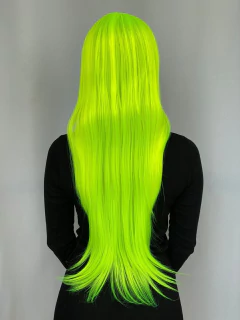 Peruca verde neon amarela lisa com divisão ao meio 70cm na internet