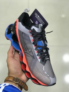 mizuno wave pro X cinza/laranja e azul . - comprar online