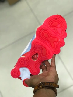 nike shox tl 12 molas 2020 branco/laranja na internet