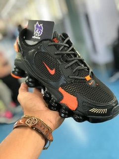 nike shox tl 12 molas 2020 preto/laranja - comprar online