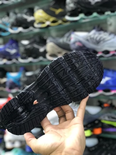 mizuno wave pro 6 camaleão - PR multimarcas