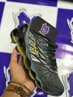mizuno wave pro 7 cinza e dourado
