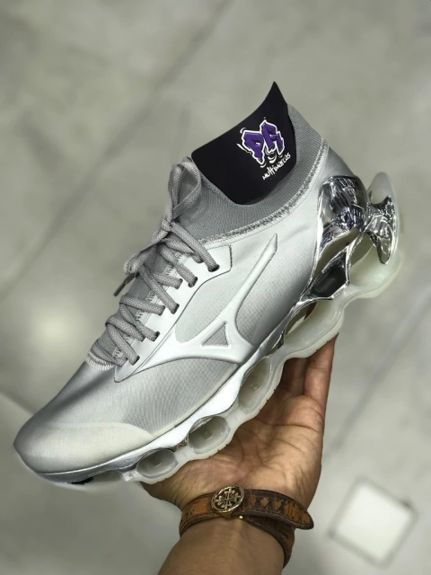 mizuno sorayama / prata