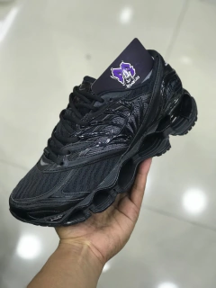 mizuno wave pro 8 black