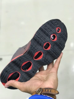 mizuno wave pro X cinza/laranja e azul . na internet