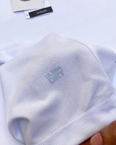 Polo roland garros x daniil medvedev (branca e azul) na internet