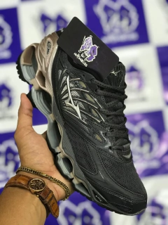 mizuno wave pro 8 cinza/marrom
