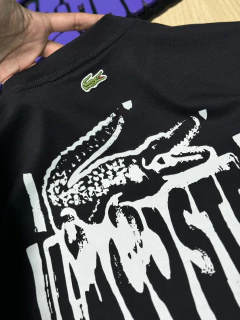 Camiseta Lacoste modelo gráfico 2025 - edição limitada (preto) na internet