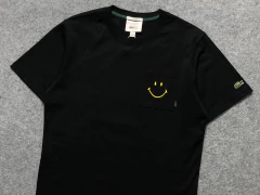 Camiseta Lacoste X smiley collab - edição limitada na internet