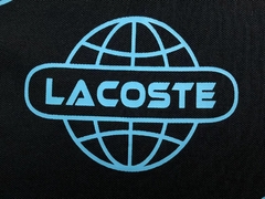Imagem do Polo Lacoste movement estampa global - edição limitada (preto)