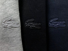 Calça moletom Lacoste monocromática edição site - limitado - PR multimarcas