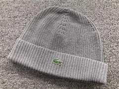 Touca da Lacoste - edição limitada - comprar online