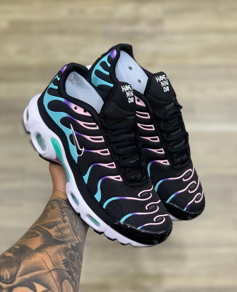 Tênis Nike tn air max plus - importado