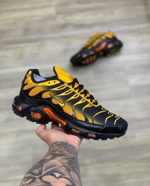 Tênis Nike tn air max plus - importado