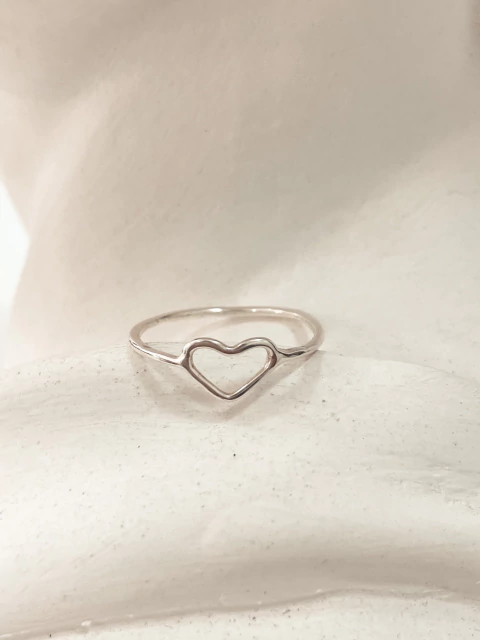 anel coração vazado prata925