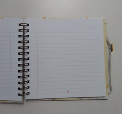 Caderno Abelhinha Cute - A Papeleira Papelaria Criativa